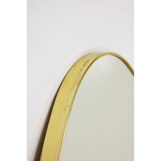 Image 1 of Vintage oval mirror with gold frame, 1970