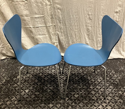 2X Fritz Hansen Butterfly Chair Arne Jacobsen