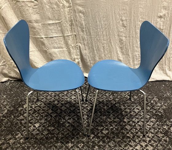 Image 1 of 2X Fritz Hansen Butterfly Chair Arne Jacobsen