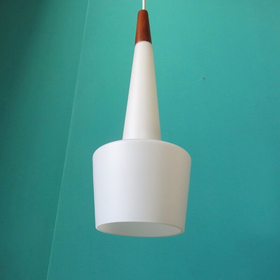 Image 1 of Pair of vintage opaline and teak pendant lamps by "Horn", Denmark 1955