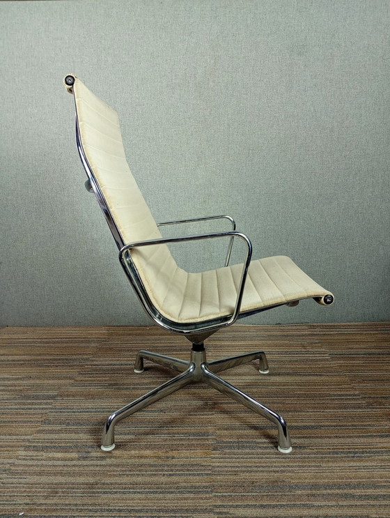 Image 1 of 1X Herman Miller Charles Ray Eames Ea116