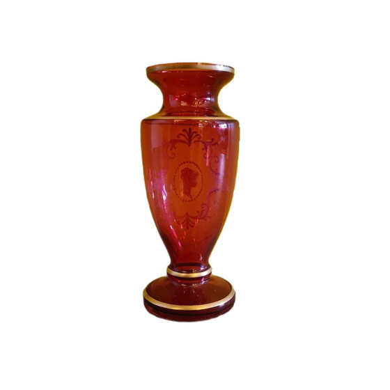 Image 1 of Mary Gregory Style Ruby Red Vase, 2E Half 20th Century