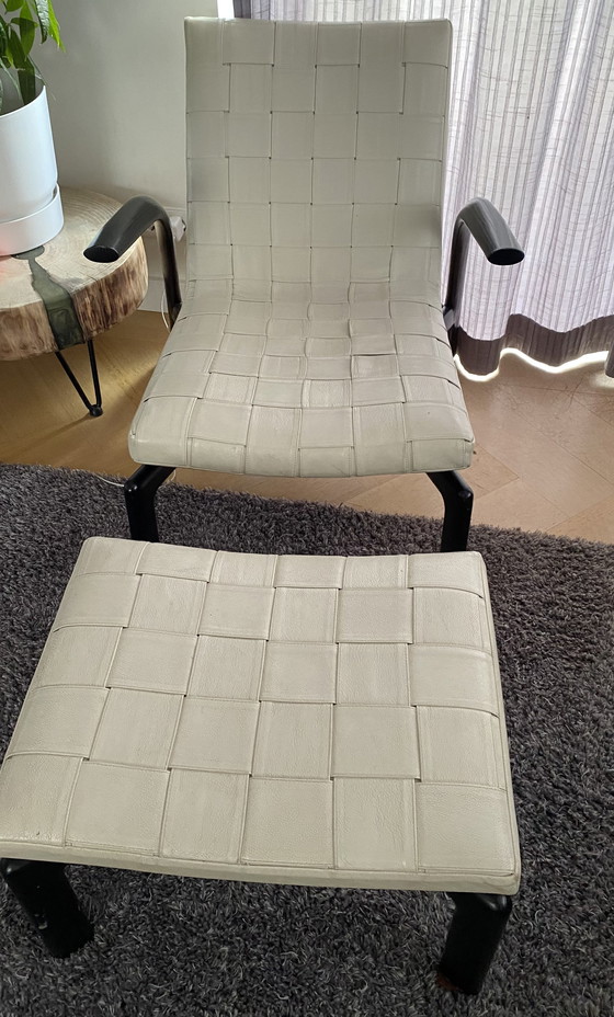 Image 1 of Fauteuil et pouf Minotti Pasmore en cuir pelleté blanc