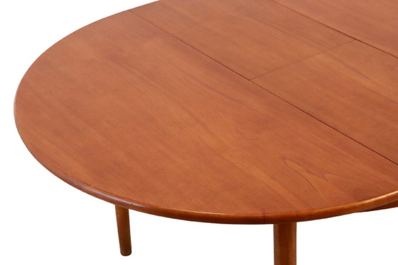 Image 1 of Vintage Jentique round dining table table de salle à manger extensible 'Stanley'