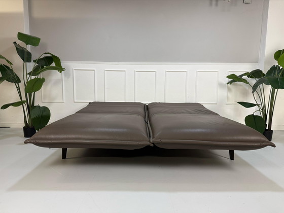 Image 1 of Sofá de diseño Rolf Benz Nova de cuero marrón con función de dormir, cama para invitados