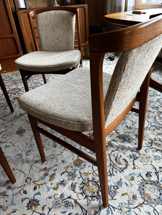 Image 1 of Drylund Dining Table Chairs