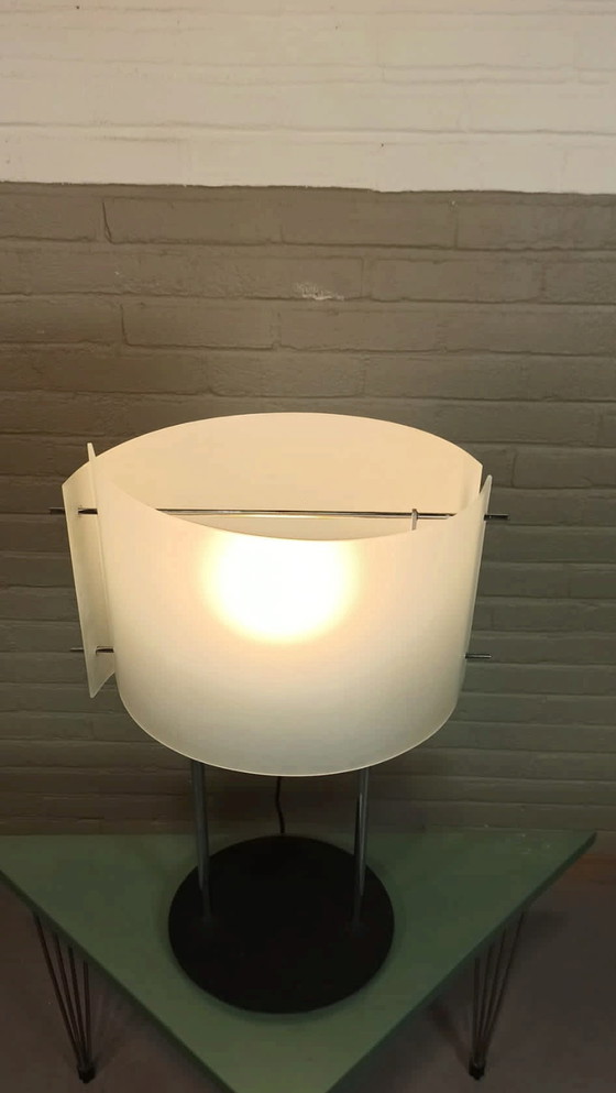 Image 1 of Lampada da tavolo dal design vintage italiano