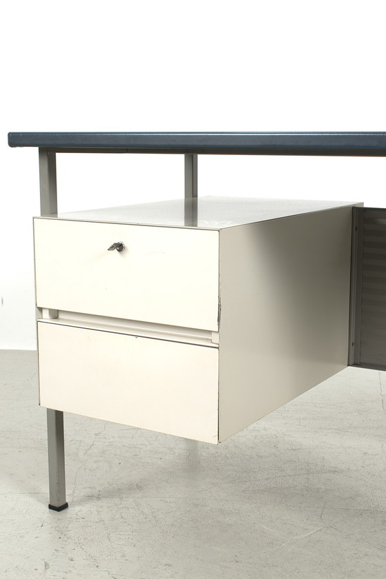 Image 1 of Gispen by AR Cordemeyer desk