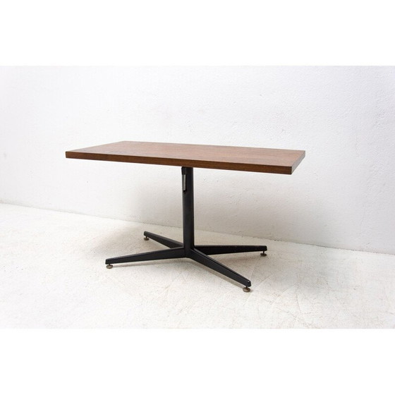 Image 1 of Mesa de centro ajustable vintage con chapa de madera, Checoslovaquia, 1970