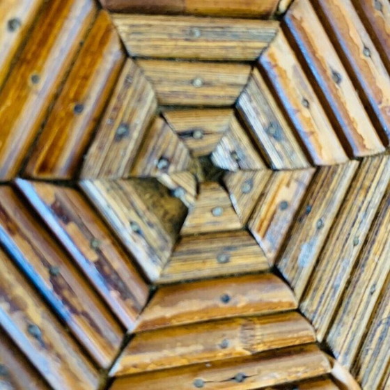 Image 1 of Round vintage rosette table in rattan