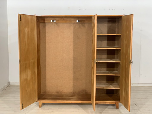 Mid - Century closet linen cupboard wardrobe vintage