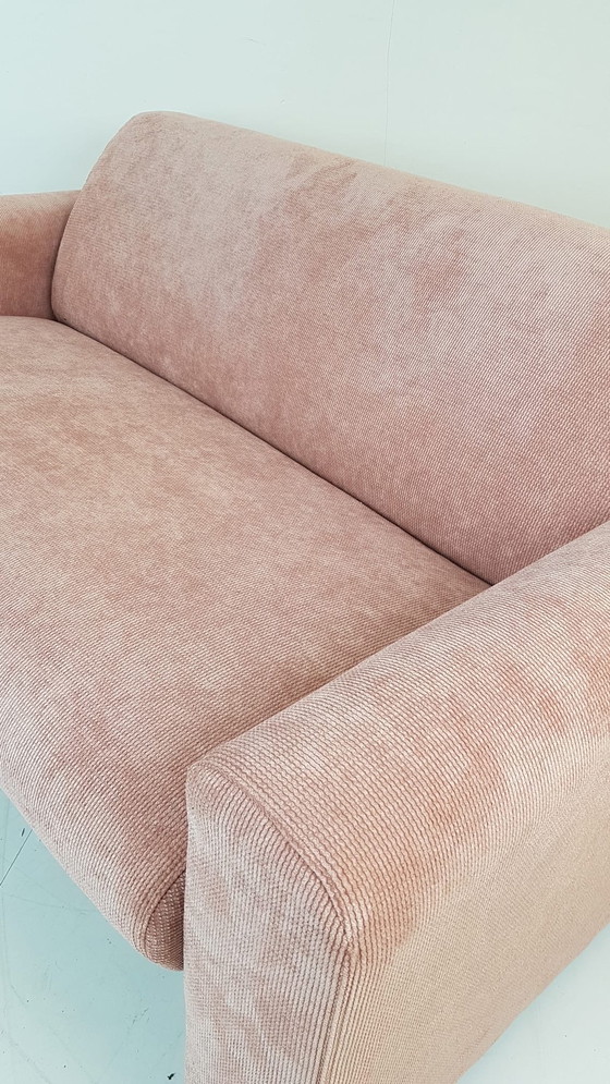 Image 1 of Artifort Sofa Pink Model 691