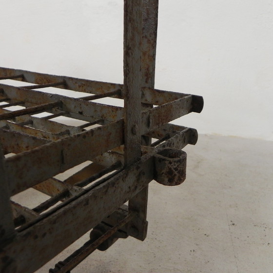 Image 1 of Carrello industriale per 50 bottiglie di vino, anni &#39;30