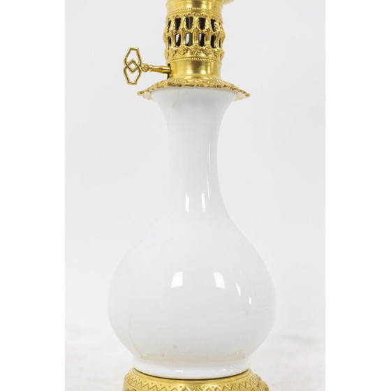 Image 1 of Pair of vintage lamps in white porcelain and bronze, France 1880