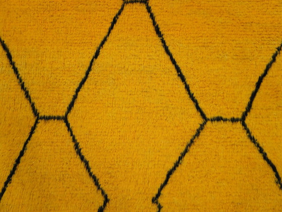 Image 1 of Berber Rug - 259 Cm X 154 Cm - Yellow And Black