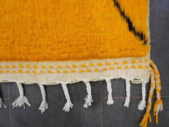 Image 1 of Berber Rug - 259 Cm X 154 Cm - Yellow And Black