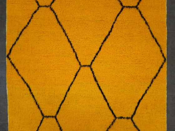 Image 1 of Berber Rug - 259 Cm X 154 Cm - Yellow And Black