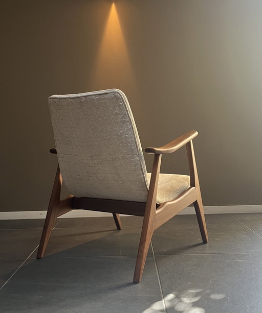 Louis Van Teeffelen Easychair