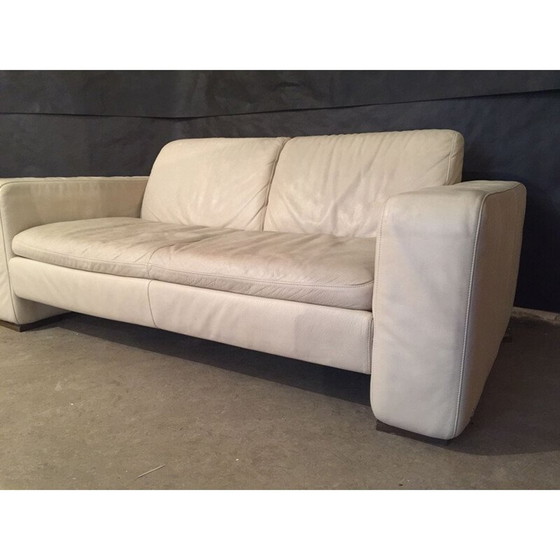 Image 1 of Vintage white cream sofa by Natuzzi Italy 