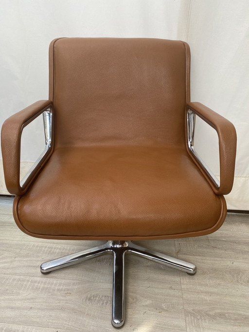 Fauteuil Ancien De Bureau De La Marque Wilkhahn Années 70 Refait À Neuf En Cuir De Vachette, Fourni Par L'Usine A Mazamet