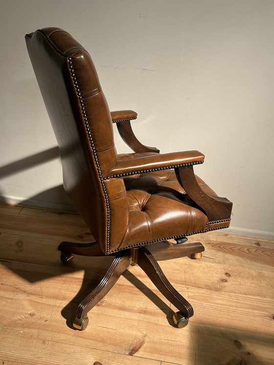 Image 1 of Sedia da ufficio Chesterfield vintage inglese