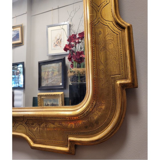 Image 1 of Vintage mirror in carved and gilded wood, Italy