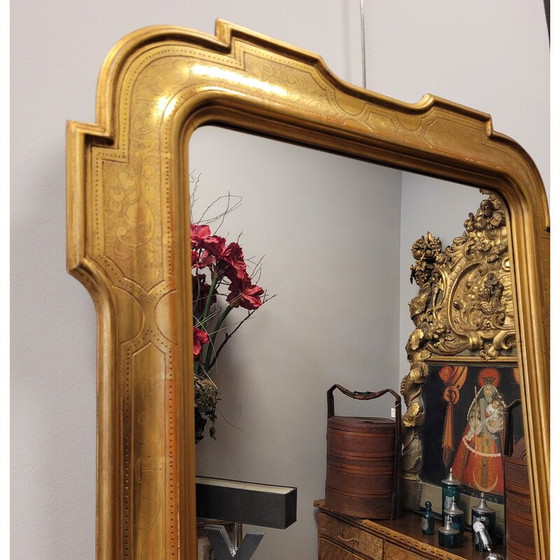 Image 1 of Vintage mirror in carved and gilded wood, Italy