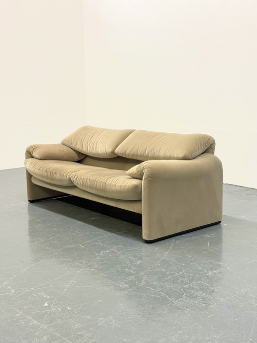 Beige Velvet Cassina Maralunga 2-Seater Sofa By Vico Magistretti