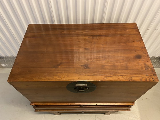 Image 1 of 2 boîtes de mariage chinoises d'époque