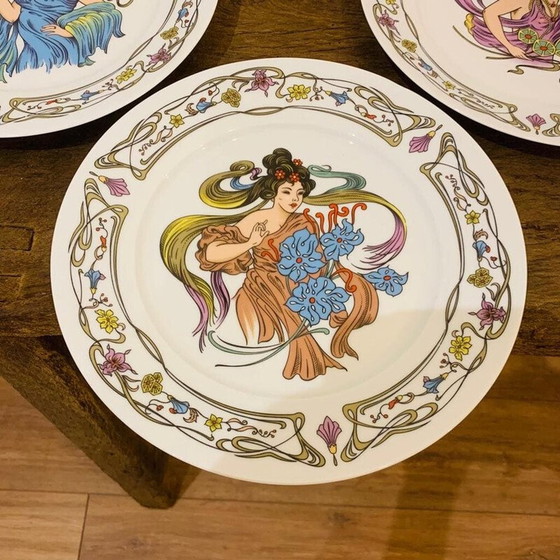 Image 1 of 6 flat vintage plates, France