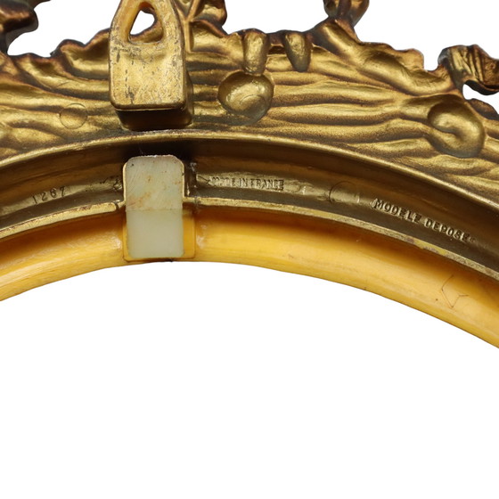 Image 1 of Cadre vintage ovale doré