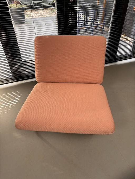 Artifort Kho Liang Ie Lounge Chair P656