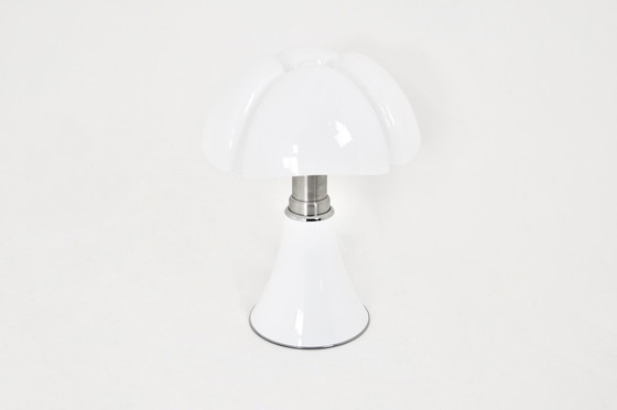 Image 1 of White Pipistrello Table Lamp By Gae Aulenti For Martinelli Luce