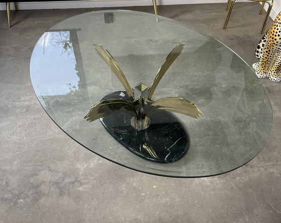 Image 1 of Coffee table oval