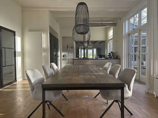 Design Table With Chairs