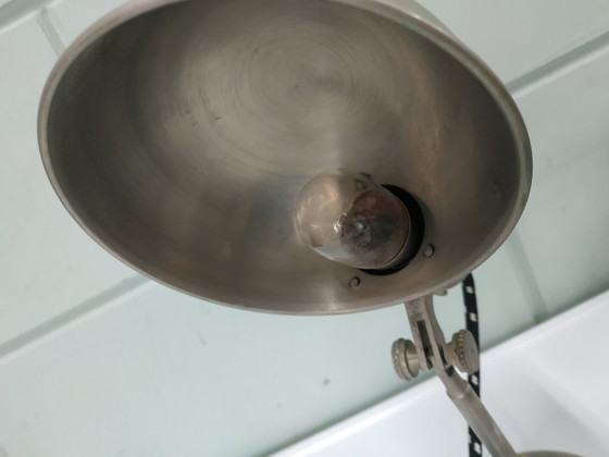 Image 1 of Vintage Industrial Years 30-50 Adjustable Ínfolding Lamp.