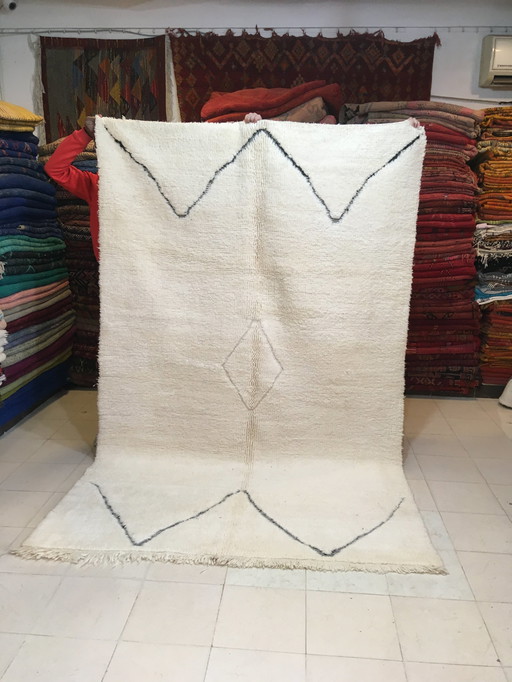 Beni Ouarain Berber Carpet 249 X 160 Cm