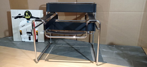 Image 1 of Knoll Wassily chair by Marcel Breuer