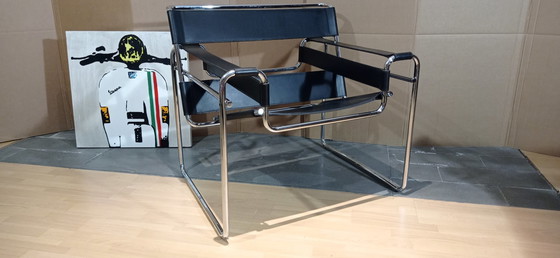 Image 1 of Knoll Wassily chair by Marcel Breuer