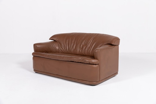 Sculptural Italian Design Sofa/Love-Seat