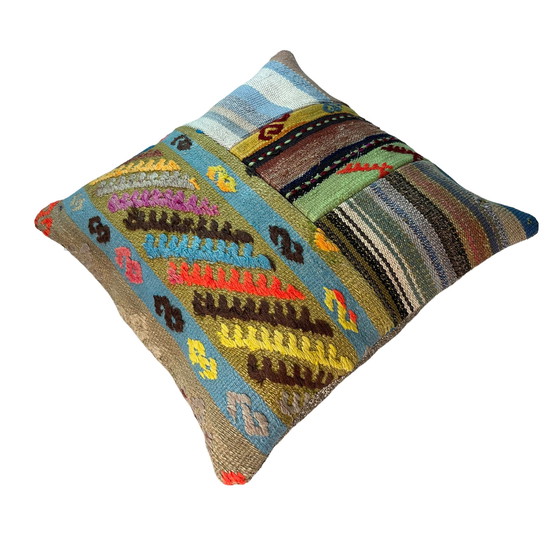 Image 1 of Housse de coussin vintage en patchwork Kilim turc