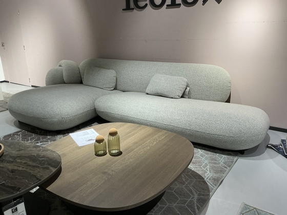 Image 1 of Leo Lux Pulla Showroom Model