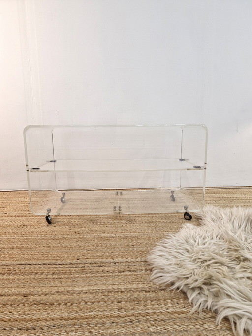 Mesa de centro vintage de la era espacial / Muebles de plexiglás de los años 70