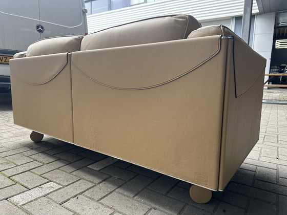 Image 1 of Poltrona Frau Due Volte. Divano Di Design Di Pierre Cerri.