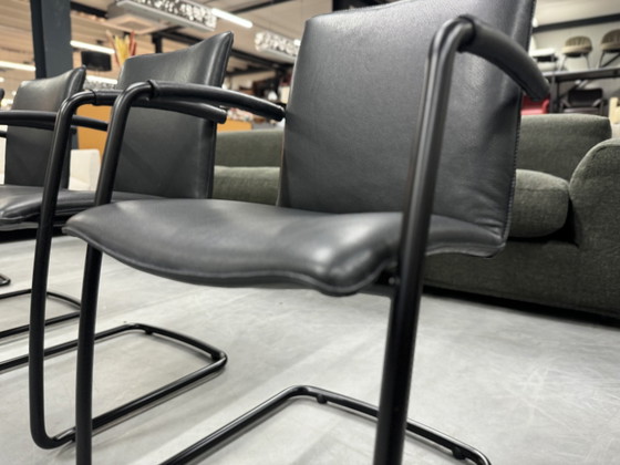 Image 1 of 4 Leolux Freyr dining chair black leather