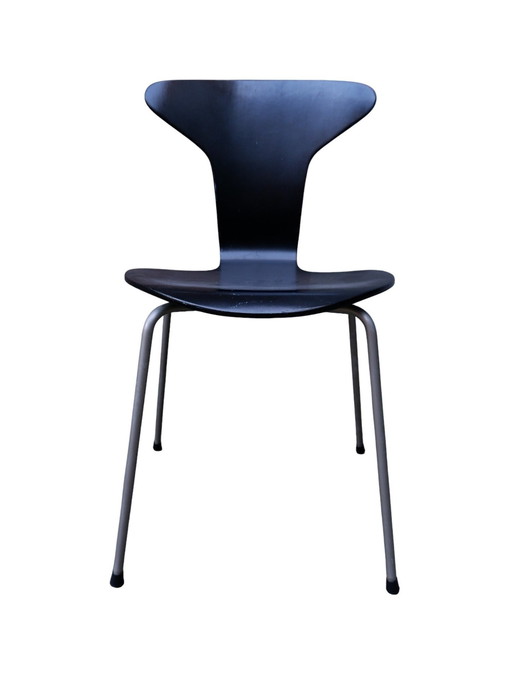 Fritz Hansen "Mug" Chair