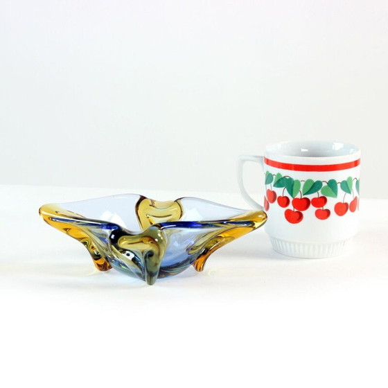 Image 1 of Vintage art glass bowl or ashtray by Frantisek Zemek for Skrdlovice, Czechoslovakia 1960