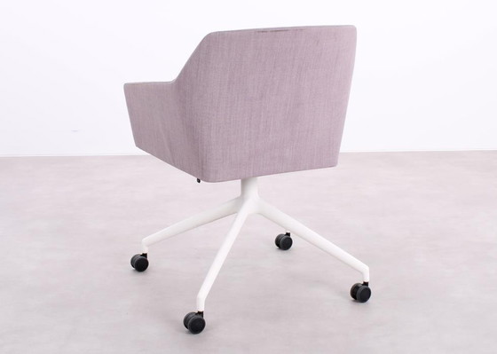 Image 1 of Arco Sketch chair light purple