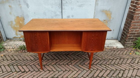 Image 1 of Scrivania danese vintage