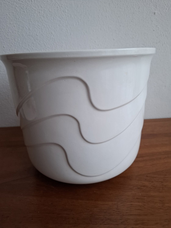 Image 1 of Large White West Germany Flower Pot Scheurich 892- 23